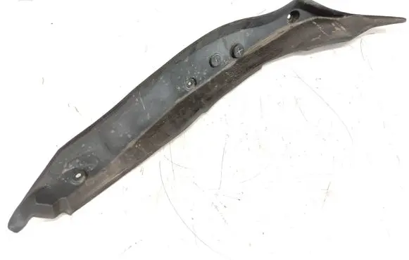 Mercedes-Benz C W205 Fender end trim A2058890125