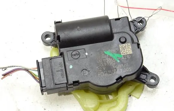 Alfa Romeo Giulia Air flap motor/actuator MR113800-4210