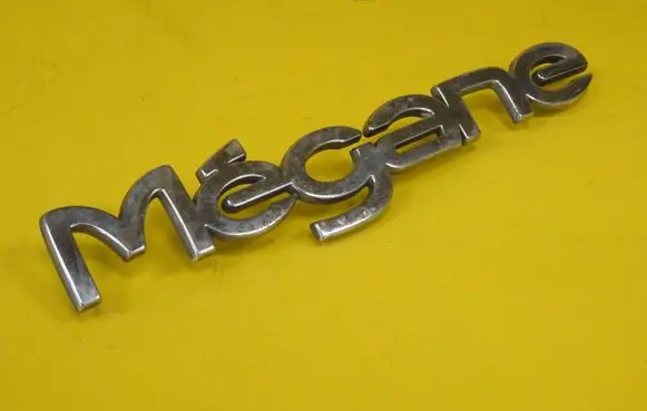 Renault Megane I Manufacturers badge/model letters 