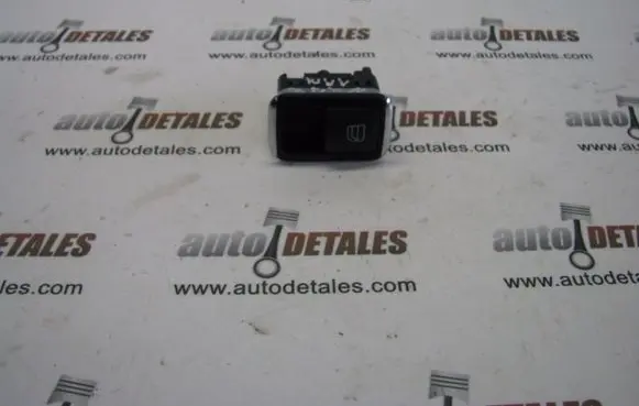 Mercedes-Benz E W212 Electric window control switch A2048707358