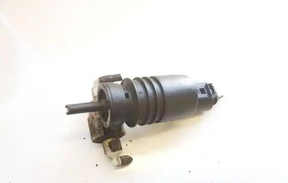 Skoda Fabia Mk1 (6Y) Windscreen/windshield washer pump 1T0955651A