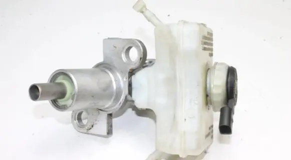 Audi A4 S4 B8 8K Master brake cylinder