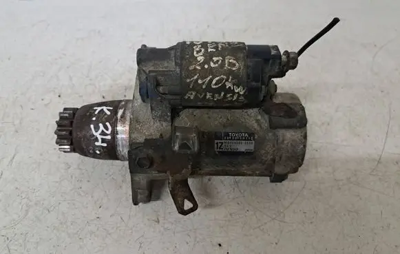 Toyota Avensis T250 Starter motor 281000H110