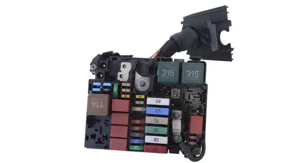 Opel Mokka B Fuse box set 9804848480