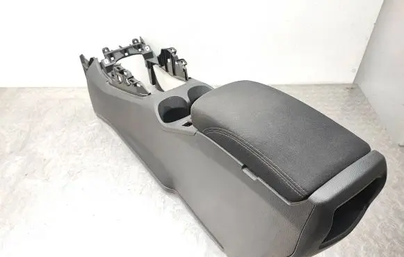 Nissan Qashqai Center console 969114EA0A 999HT4EA5A