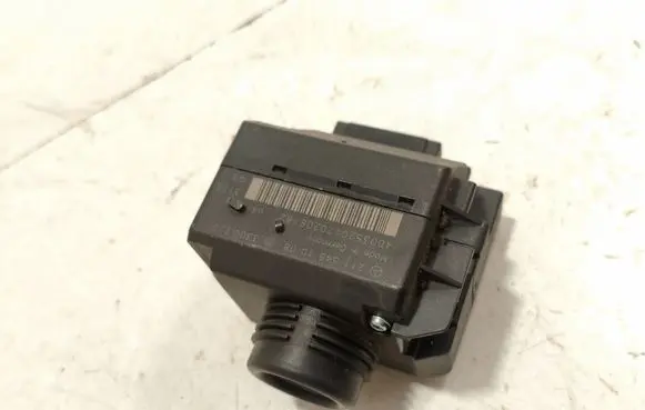 Mercedes-Benz E W211 Ignition lock 2115451008 330022