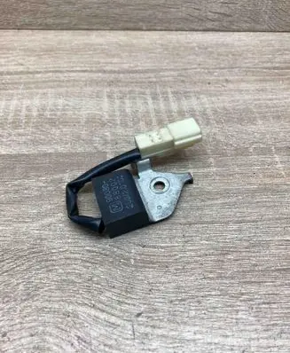 Toyota Avensis T250 Sensor 9008088002