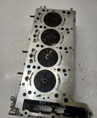 Mercedes-Benz C W205 Engine head R6510180201