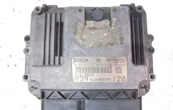 Alfa Romeo 159 Engine control unit/module ECU 51812913