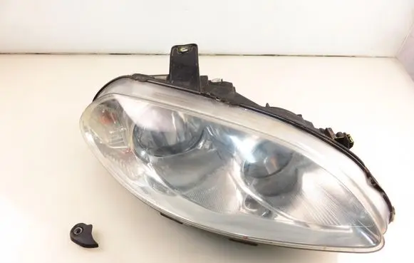 Fiat Croma Headlight/headlamp 51733560