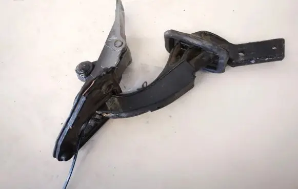 Volvo S70 V70 V70 XC Tailgate/trunk/boot hinge