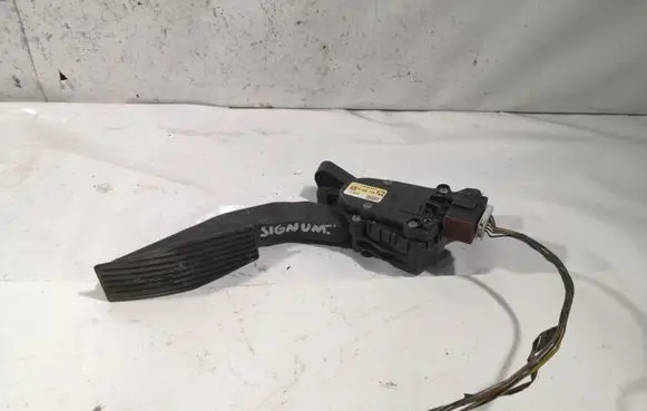 Opel Signum Accelerator throttle pedal 9186725