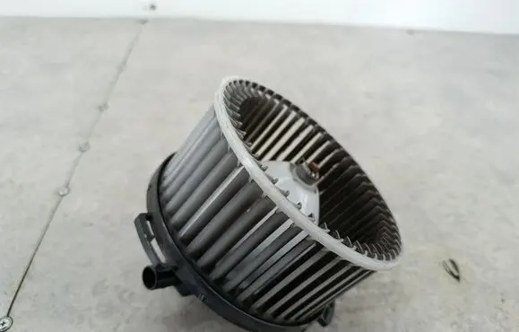 Mazda 3 I Heater fan/blower 8940000270
