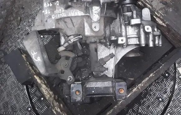 Seat Toledo IV (NH) Manual 5 speed gearbox Qxr