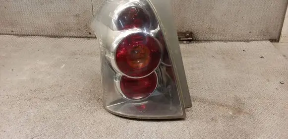 Toyota Corolla Verso AR10 Rear/tail lights 
