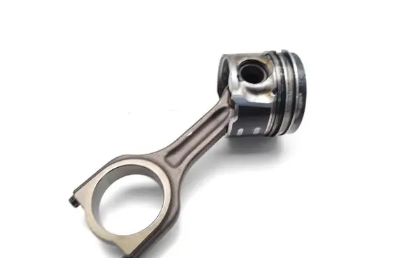Citroen Berlingo Piston with connecting rod BHW DV6FE