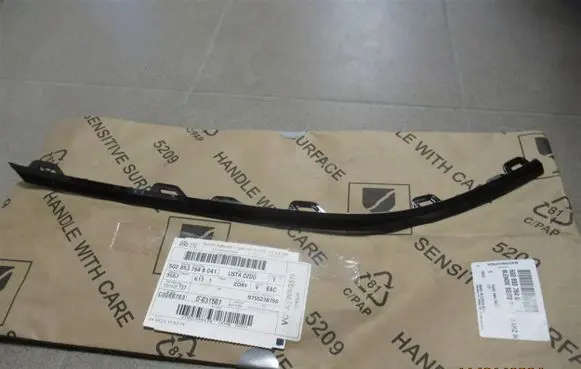 Volkswagen Golf VII Front bumper splitter molding 5G0853764B041 5G0853764B