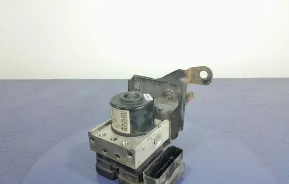 Toyota Yaris ABS Pump 44510-0D030