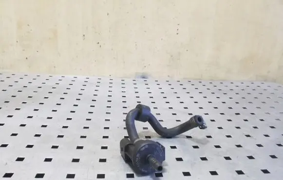Audi TT TTS Mk2 Breather valve 06E906517A 0280142431
