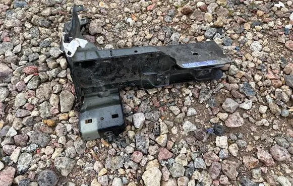 Opel Corsa F Front side member