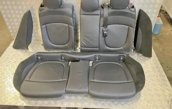 Mini Clubman F54 Second row seats TM22682