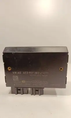 Audi Q7 4L Tow bar trailer control unit/module 4E0907383J