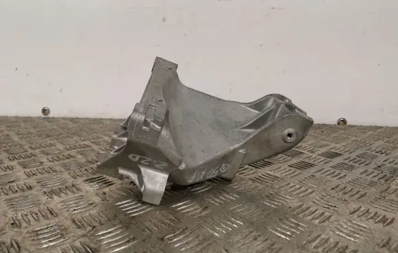 Infiniti Q50 Engine mounting bracket 6512235104