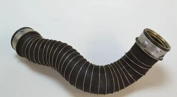 Intercooler hose/pipe