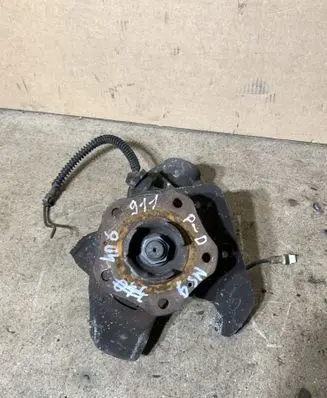 Porsche Boxster 986 Front wheel hub 99634165811
