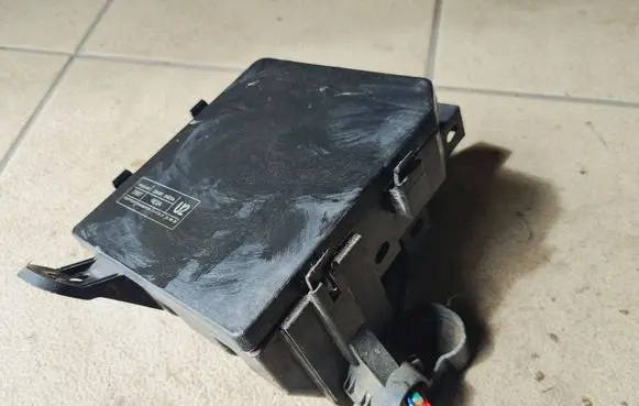 Fuse box set