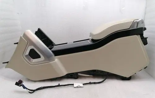 Land Rover Range Rover L405 Armrest lock