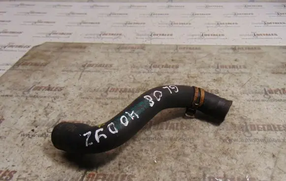 Mercedes-Benz GL X164 Engine coolant pipe/hose A1645060735