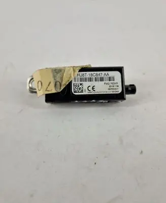 Ford Kuga I Aerial antenna amplifier HJ8T18C847AA