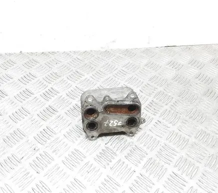 Engine oil radiator