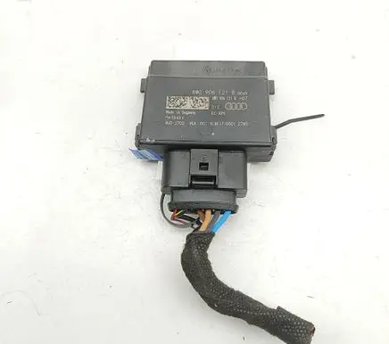 Audi A5 Fuel injection pump control unit/module 8W0906121B