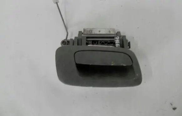 Opel Astra G Front door exterior handle 