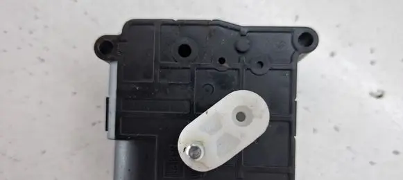Toyota Corolla Verso AR10 Air flap motor/actuator 1138002051