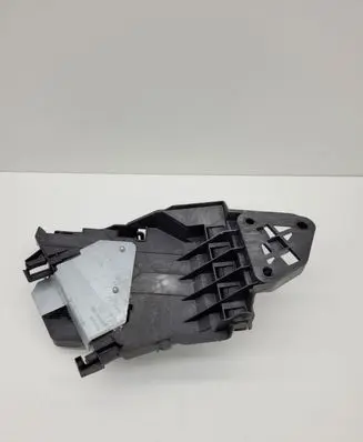 Rear door exterior handle/bracket