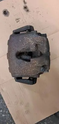 Mercedes-Benz E W211 Front brake caliper