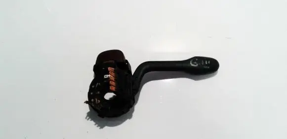 Volkswagen Golf III Indicator stalk DOTSAEQB91