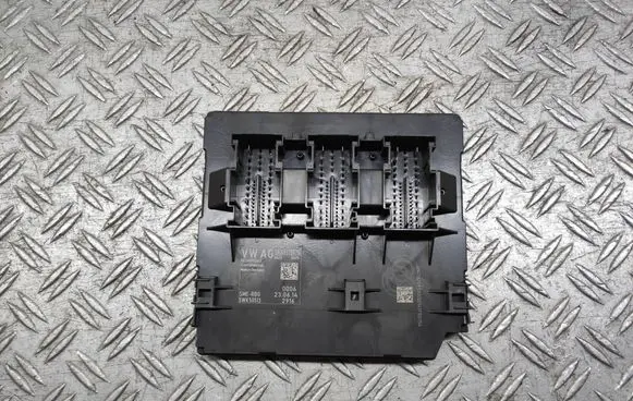 Volkswagen PASSAT B7 Comfort/convenience module 3AA937087N 5WK50513 BCMPQ47