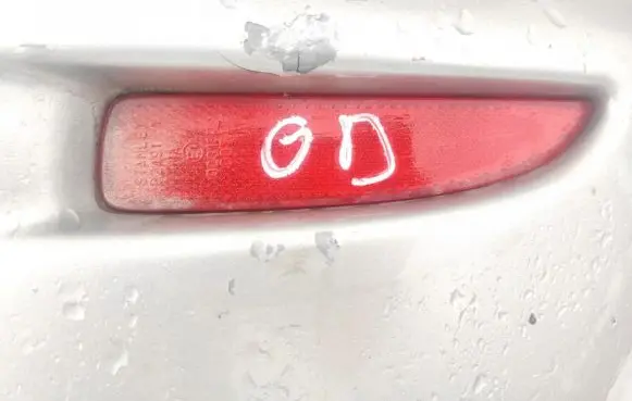 Mazda 5 Rear tail light reflector