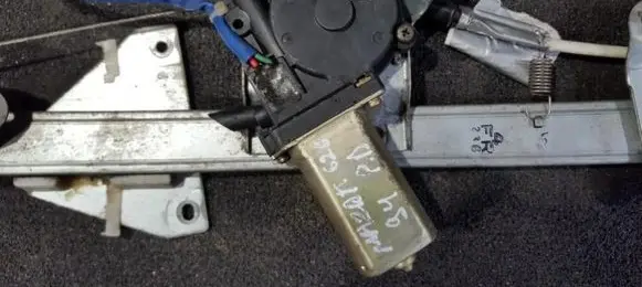 Mazda 626 Front door window regulator motor 3630161631