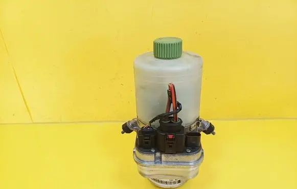 Seat Ibiza III (6L) Power steering pump 6Q0423156AB