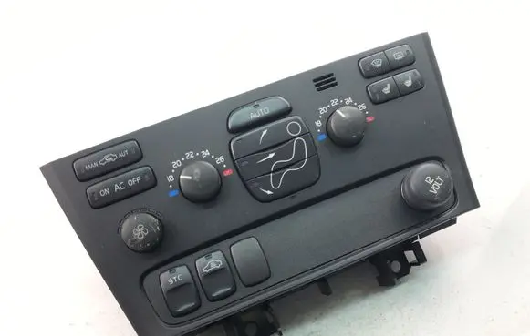 Volvo S60 Climate control unit 8691876