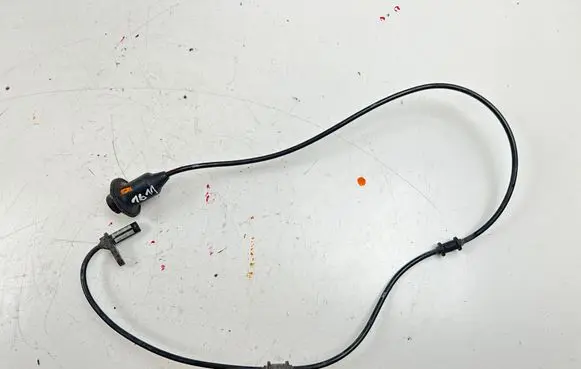 Mercedes-Benz SL R230 ABS rear brake sensor A2305400817