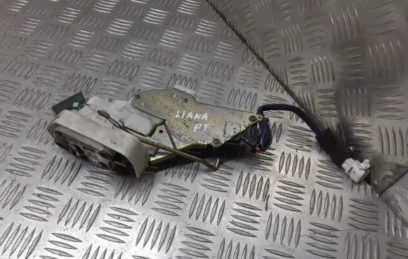 Suzuki Liana Rear door lock BRAK