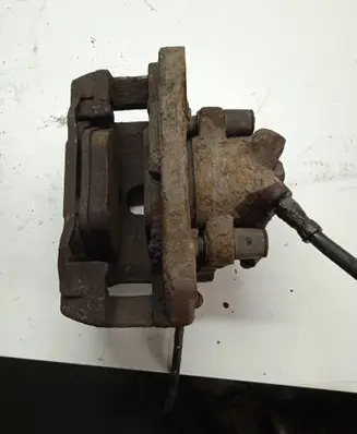 BMW X3 E83 Front brake caliper