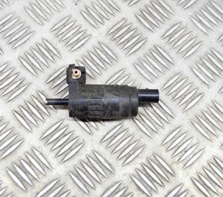 Seat Leon (1P) Windscreen/windshield washer pump 1K6955651