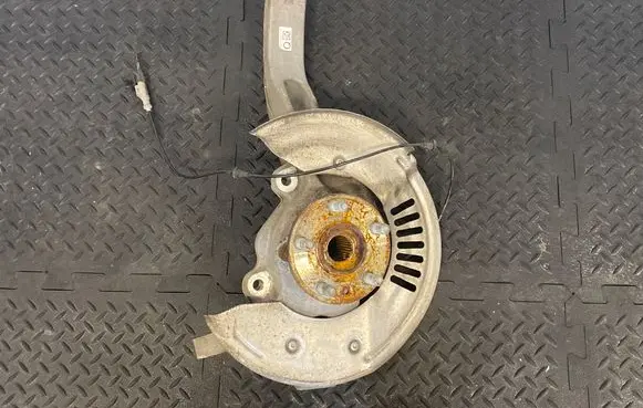 Land Rover Range Rover Velar Front wheel hub spindle knuckle MK833K185BB